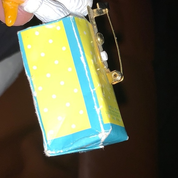 Garfield Happy Eggster Easter Pin Brooch 1981 Collectible Kitsch - Picture 8 of 10